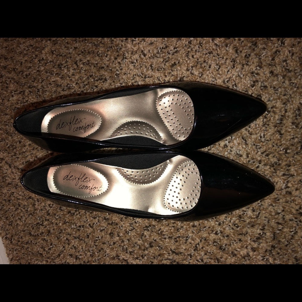 Heels - Picture 2 of 2